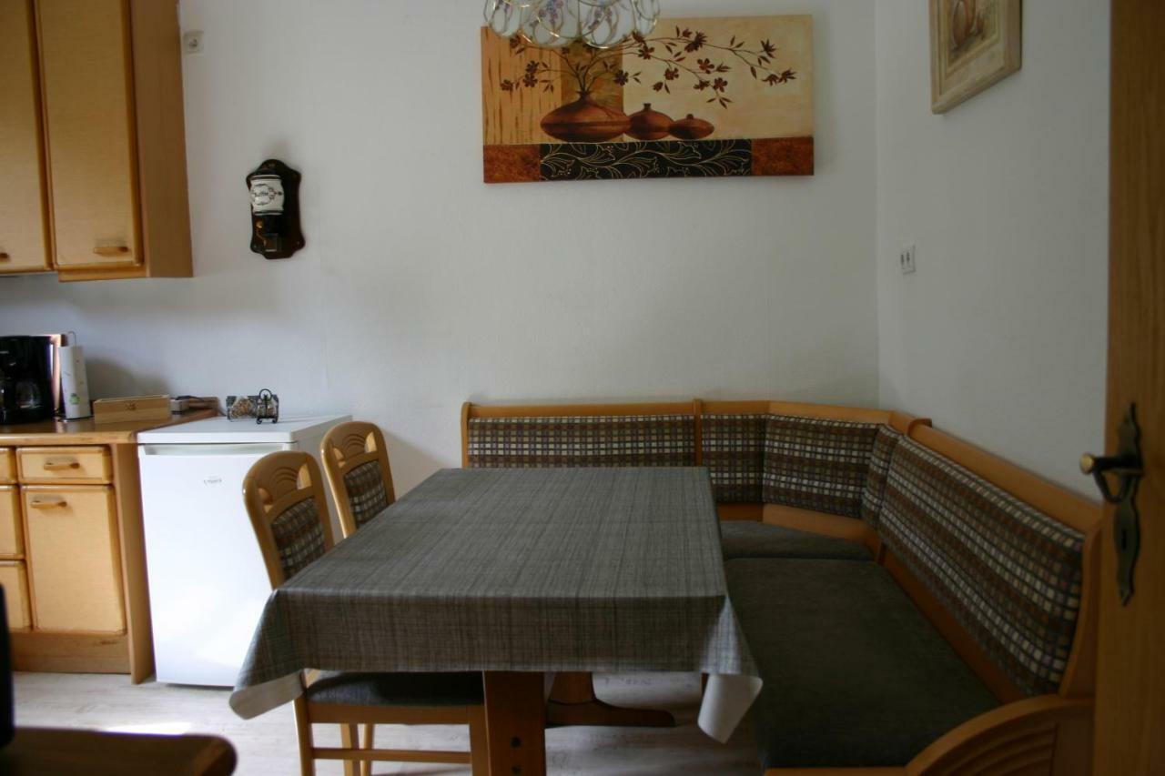 Am Buchenberg Apartment Енепетал Екстериор снимка